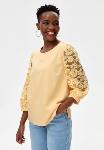 Кружевная блузка