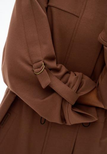 Короткое пальто