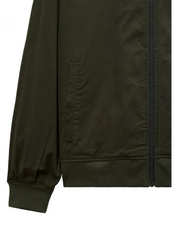 Куртка бомбер