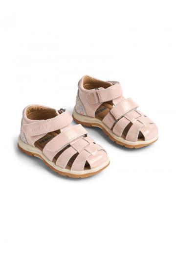 Детская обувь