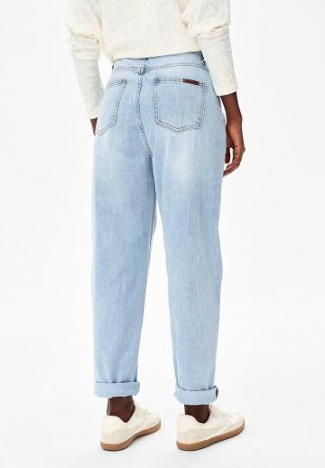 Джинсы
