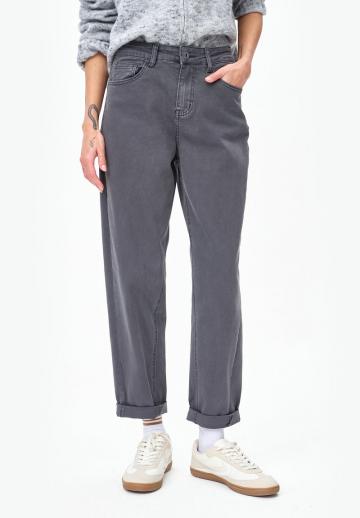 Свободные джинсы