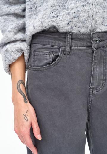 Свободные джинсы
