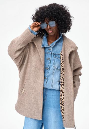 Шерстяное пальто