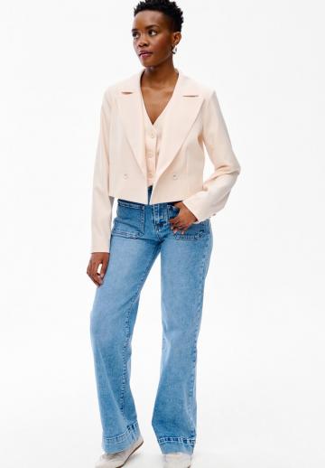 Короткая куртка