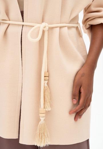 Короткое пальто