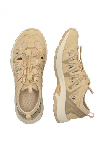 Походные ботинки