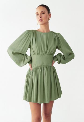 Короткое платье