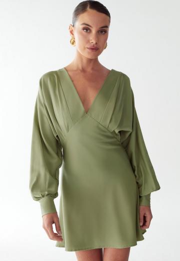 Короткое платье