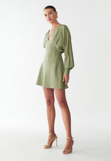 Короткое платье