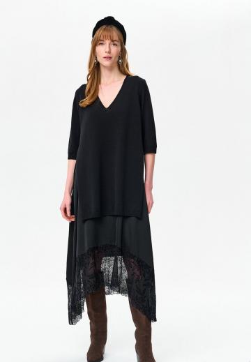 Вязаное платье