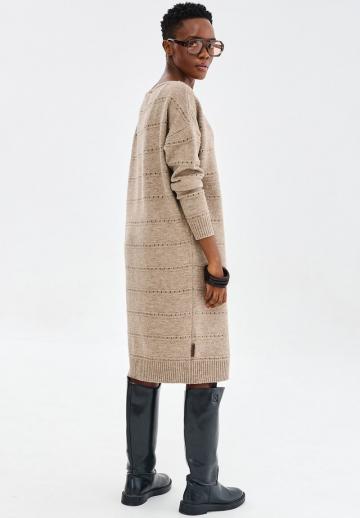 Вязаное платье