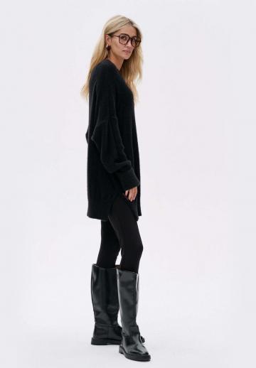 Длинный пуловер