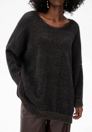 Длинный пуловер