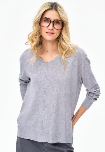 Длинный пуловер