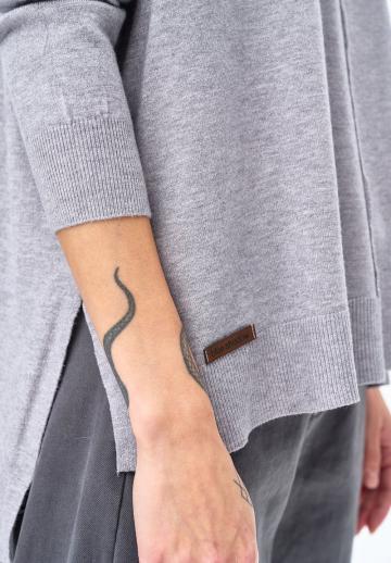 Длинный пуловер