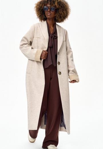 Шерстяное пальто