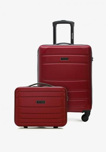 Набор чемоданов