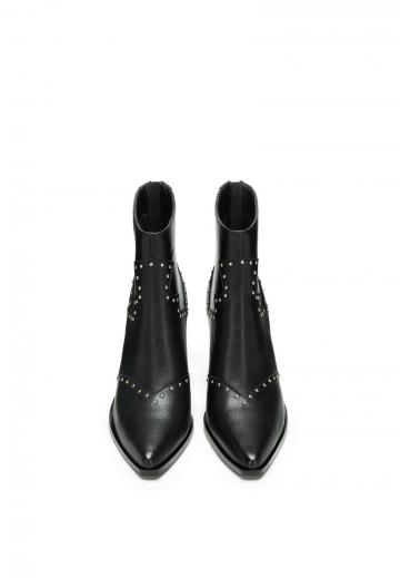 Полусапожки на высоком каблуке