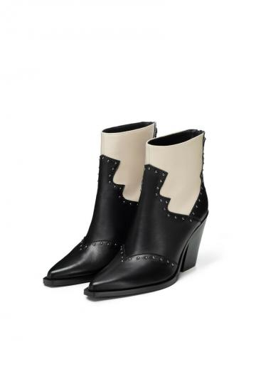 Полусапожки на высоком каблуке