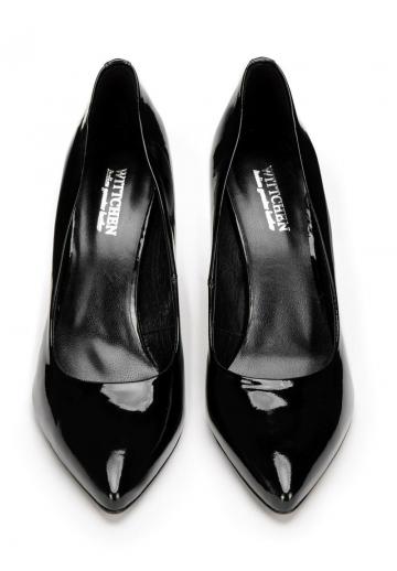 Туфли на высоком каблуке