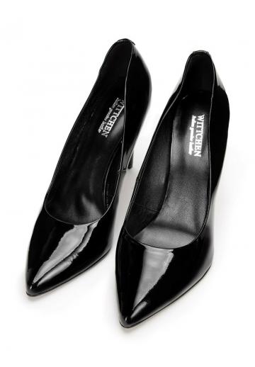 Туфли на высоком каблуке