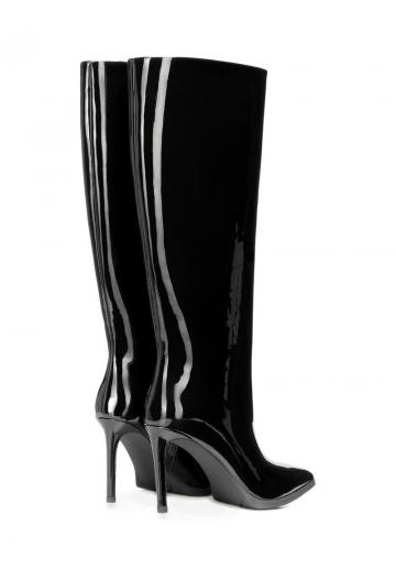 Высокие сапоги