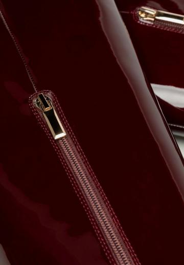 Высокие сапоги