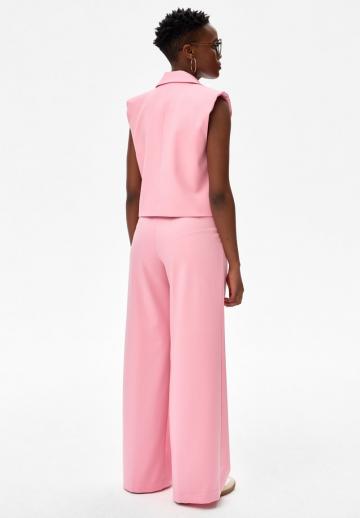 Короткая куртка