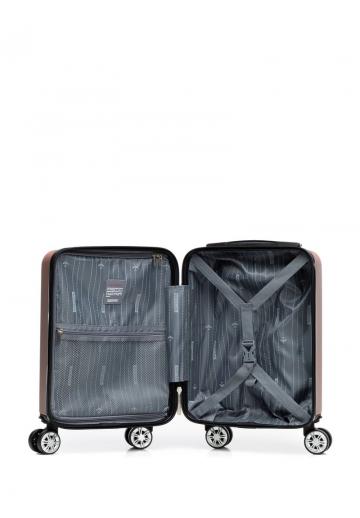 Набор чемоданов