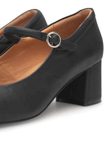 Туфли с ремешком