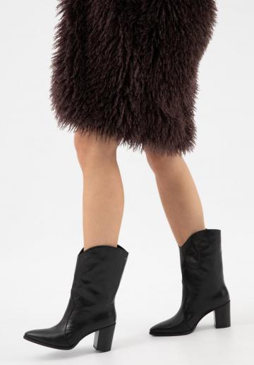 Ковбойские сапожки