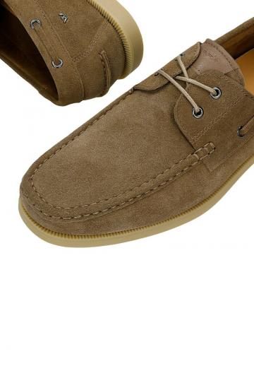 Ботинки на шнуровке