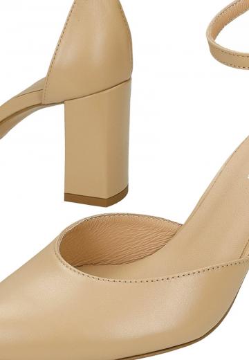 Туфли с ремешком