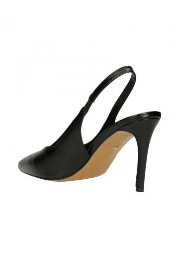 Туфли на высоком каблуке