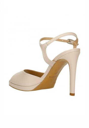 Босоножки на платформе