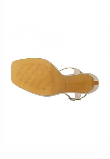 Босоножки на платформе