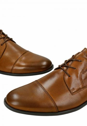 Ботинки на шнуровке