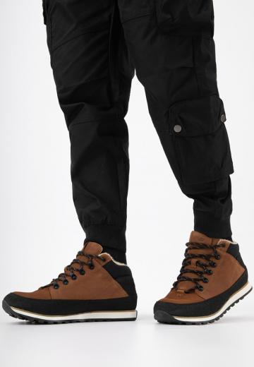 Походные ботинки