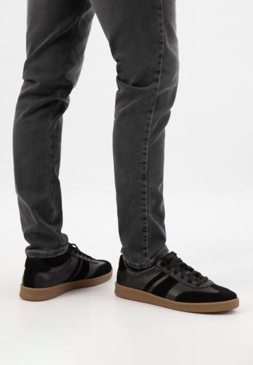 Ботинки на шнуровке