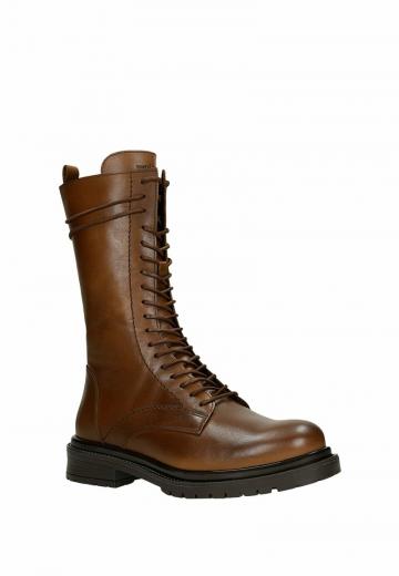 Сапоги на шнуровке