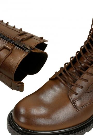 Сапоги на шнуровке