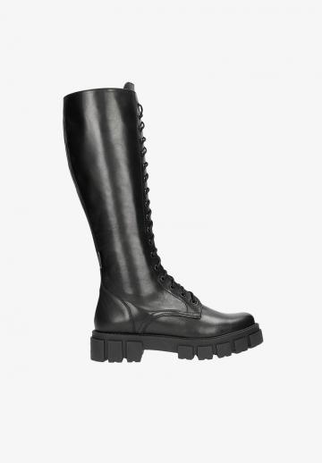 Сапоги на шнуровке