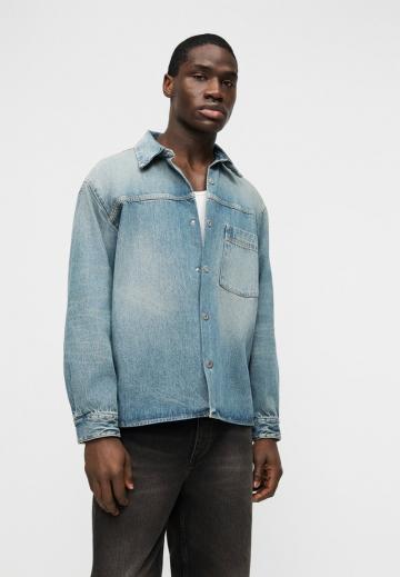 Джинсовая куртка