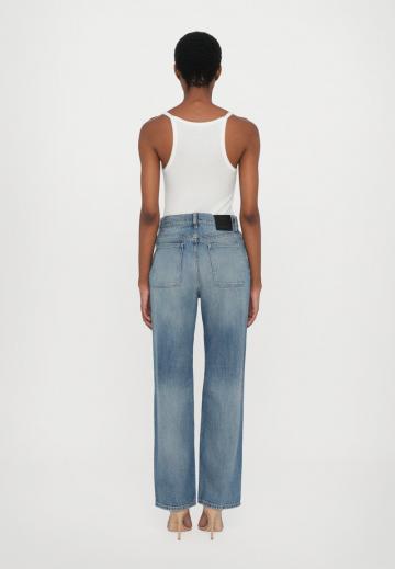 Джинсы бойфренда