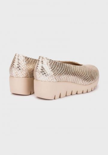 Туфли на танкетке