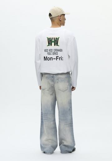 Прямые джинсы