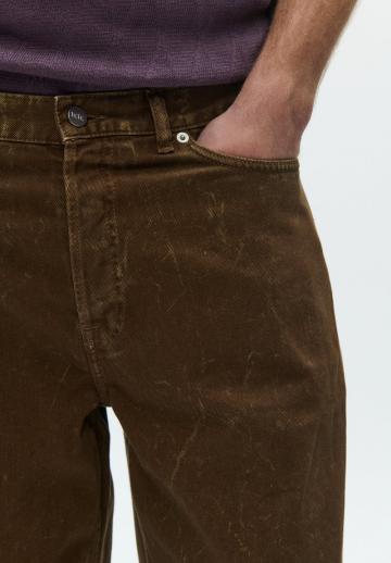 Прямые джинсы