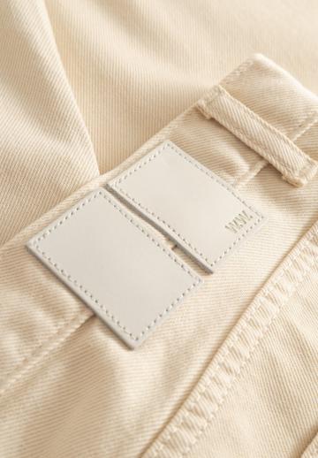 Прямые джинсы