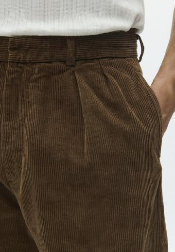 Вельветовые брюки